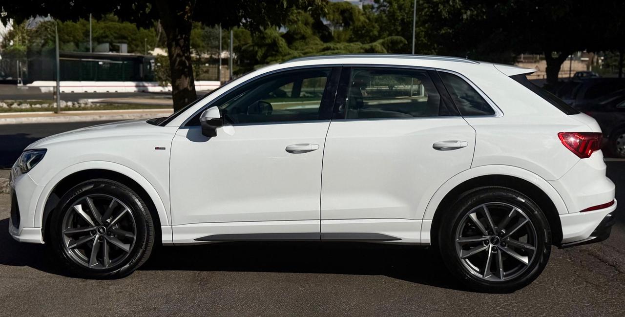 Audi Q3 40 2.0 Tdi Quattro 200CV SLINE Stronic