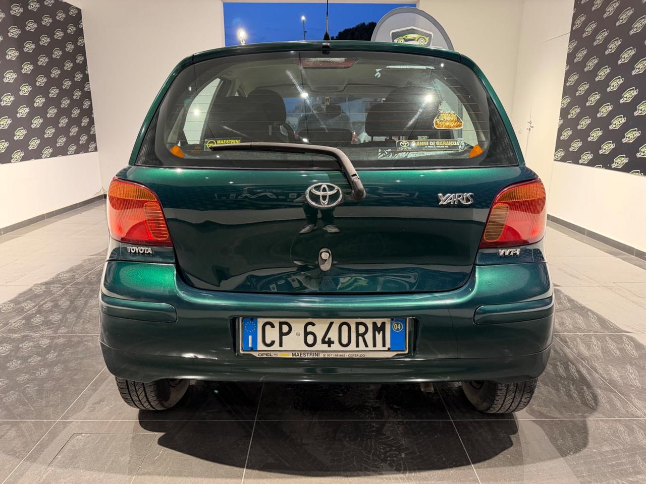 Toyota Yaris - 2004 1.0 benz 65 cv 143000 km