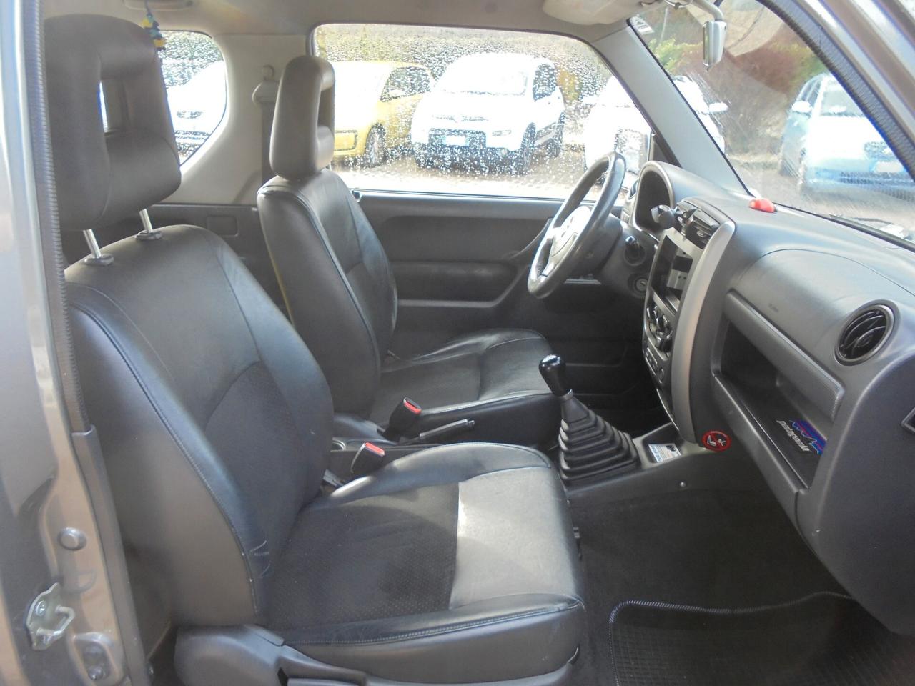 Suzuki Jimny 1.5 DDiS cat 4WD JLX