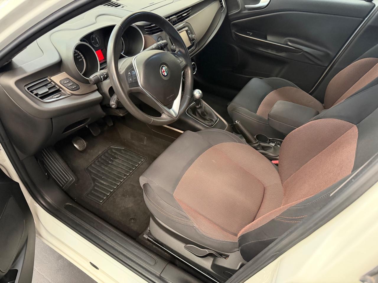 Alfa Romeo Giulietta 1.6 Multijet 105 CV Exclusive