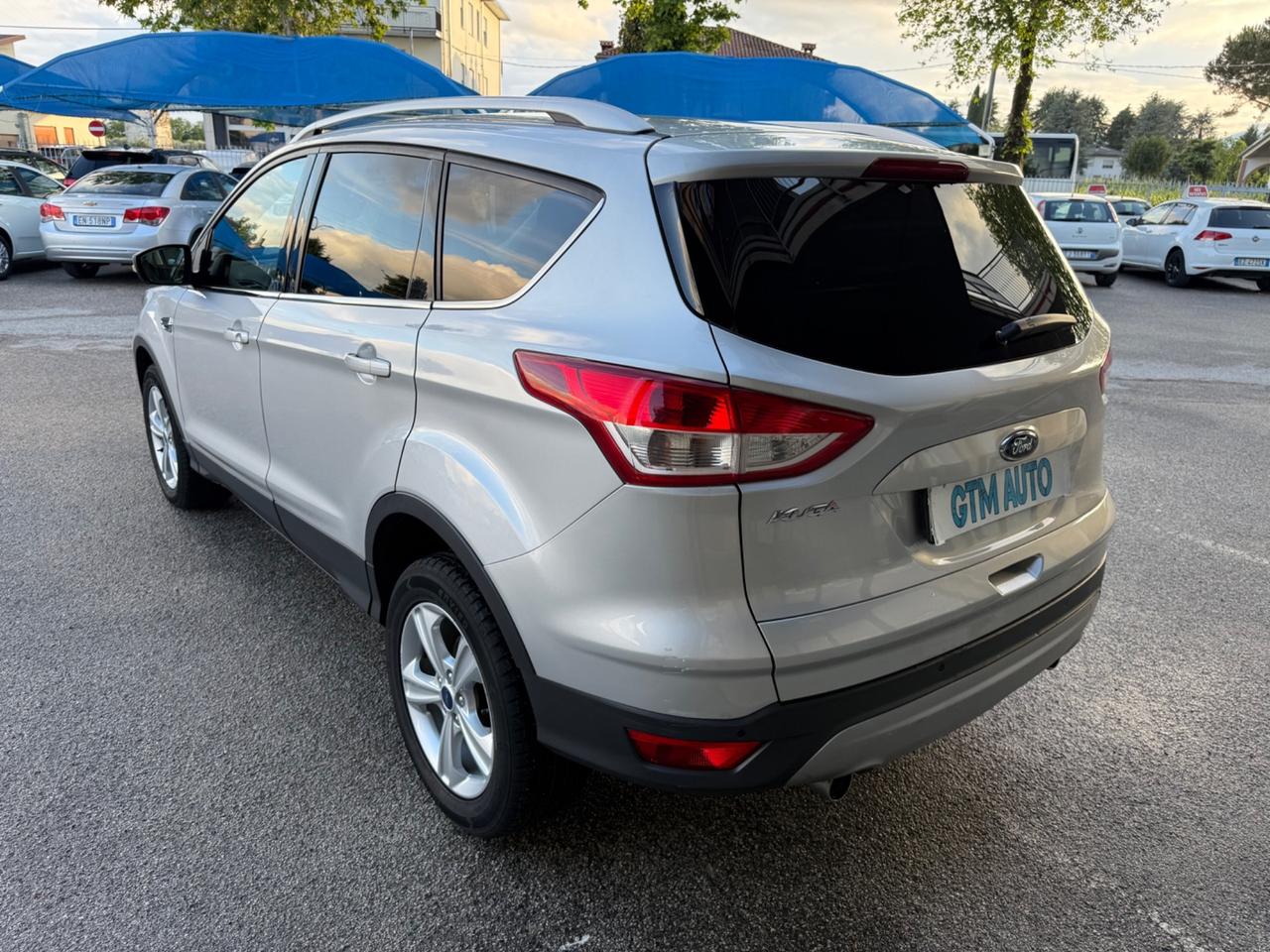 Ford Kuga 2.0 TDCI 140 CV 4WD Powershift