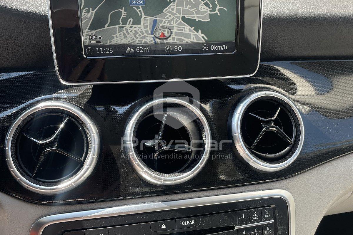 MERCEDES CLA 200 d Automatic Sport