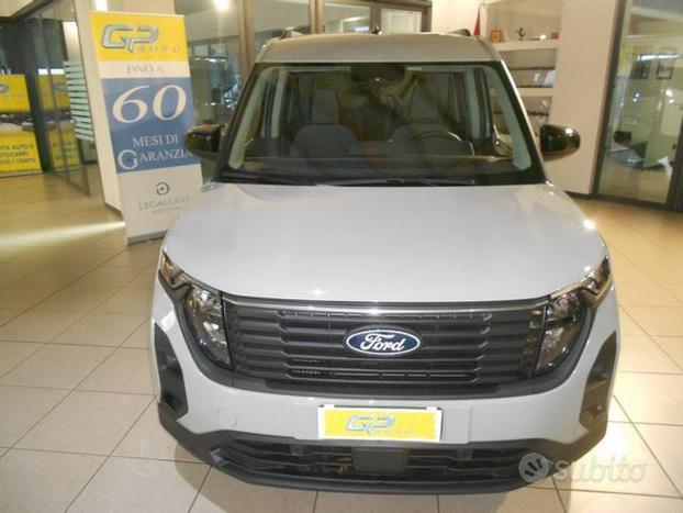 FORD Tourneo Courier ECOBOST OUERSHIFT TITANIUM