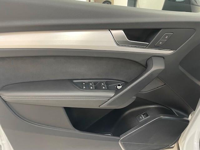 Audi Q5 SPB 40 TDI 204CV quattro S tronic S line Identity Black Edition