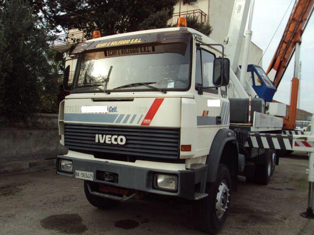 Iveco LKW/TRUCKS 190.30 Piattaforma Aerea 33 MT