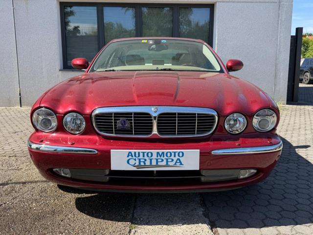 JAGUAR XJ 4.2 BENZINA V8 EXECUTIVE