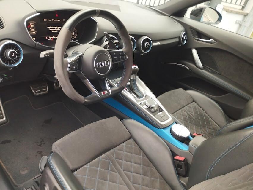 Audi TT Coupé 40 TFSI S tronic