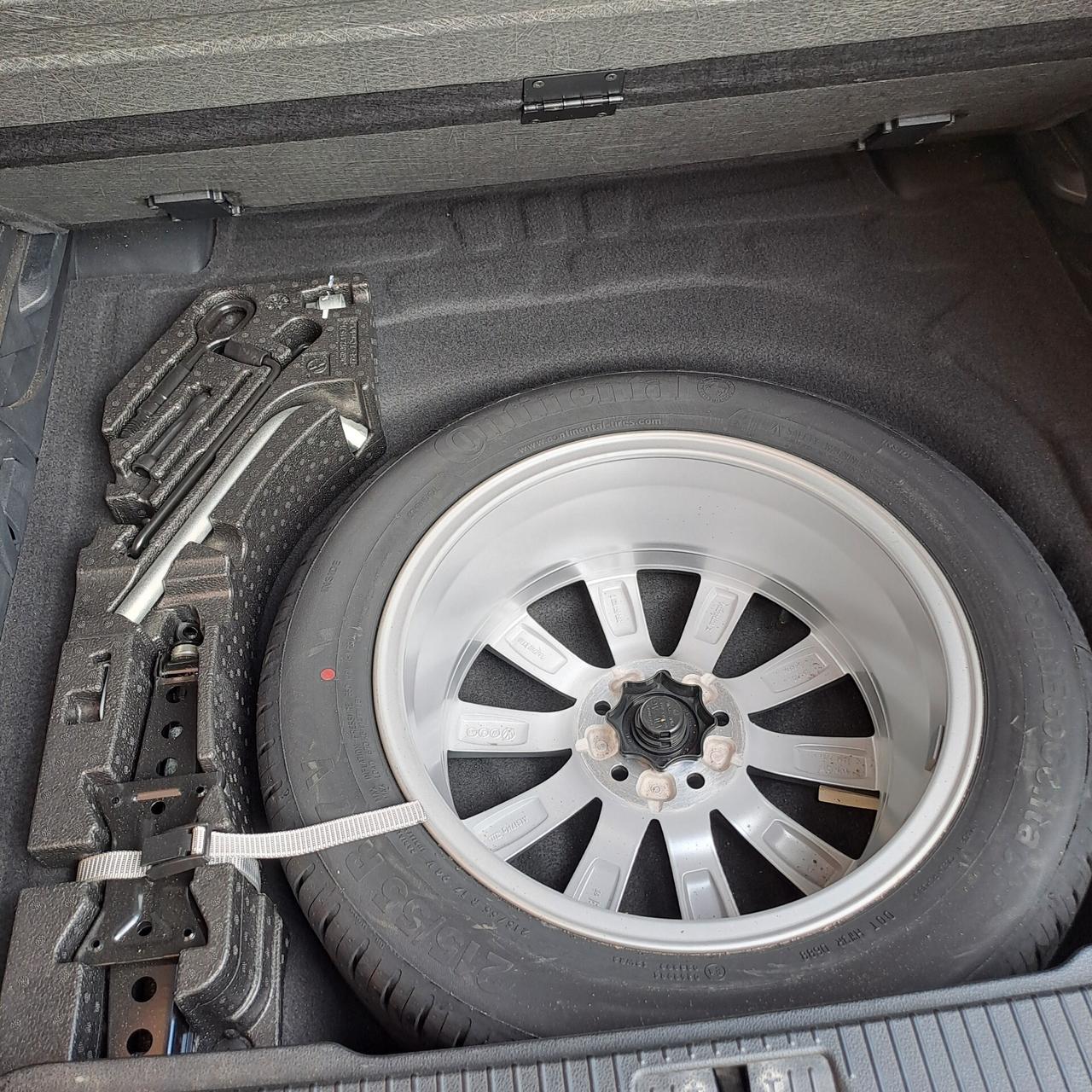 VW PASSAT 2.0TDI UNICO PROPRIETARIO - TENUTA BENE