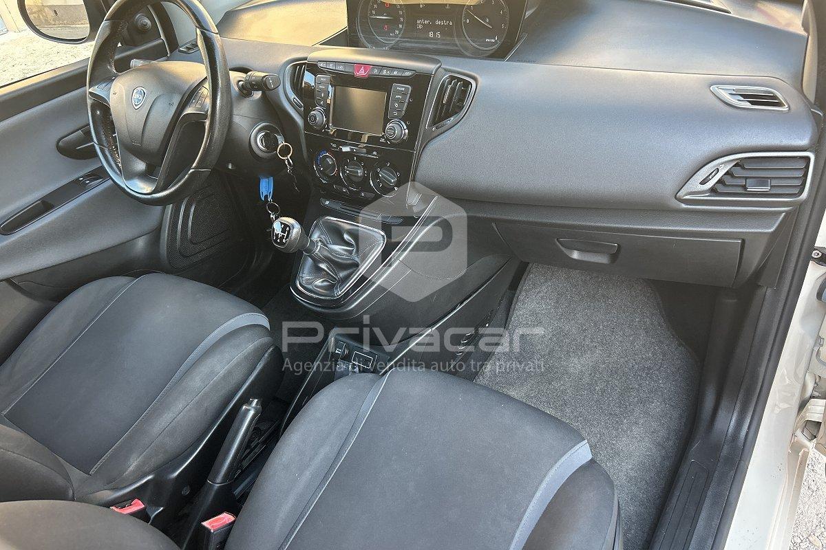 LANCIA Ypsilon 1.3 MJT 16V 95 CV 5 porte S&S Silver