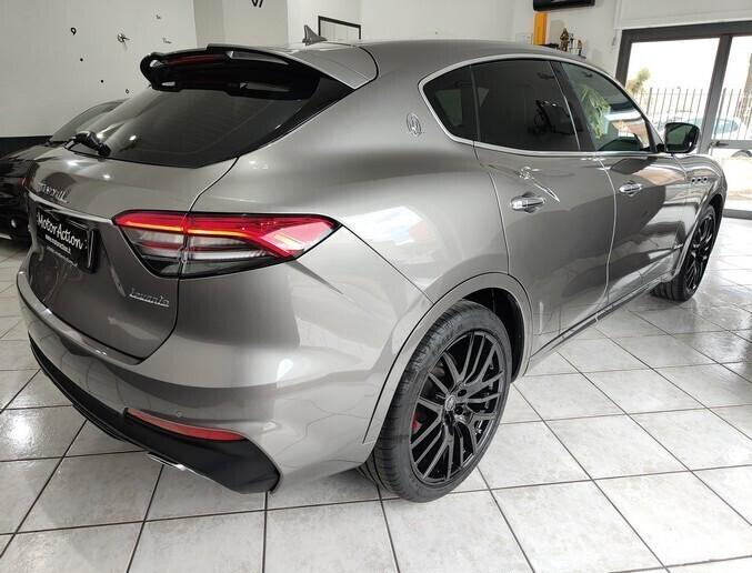 Maserati Levante V6 AWD Gransport 350 cv