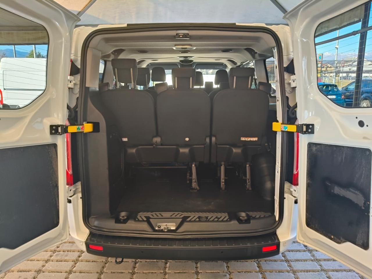 Ford Transit Custom 320 2.0 TDCi 130 PC Combi Trend