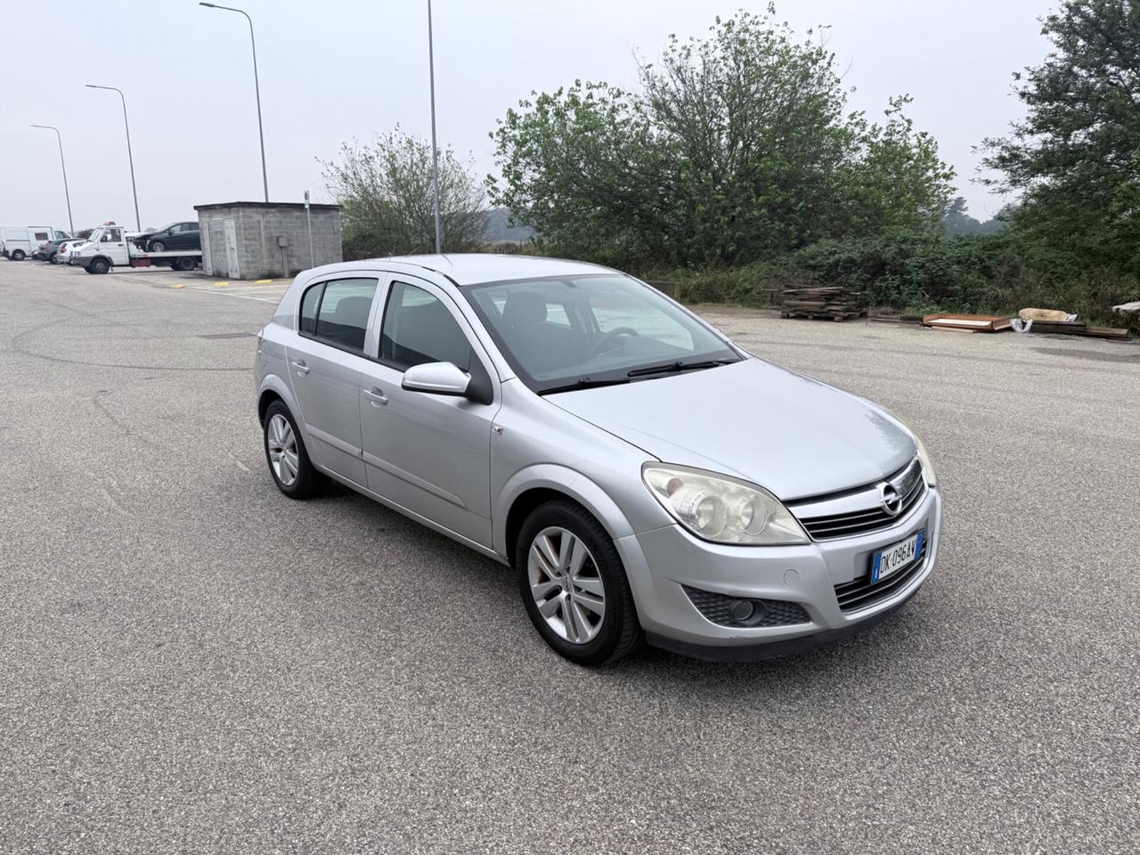 Opel Astra 1.4 16V Twinport 5 porte Enjoy