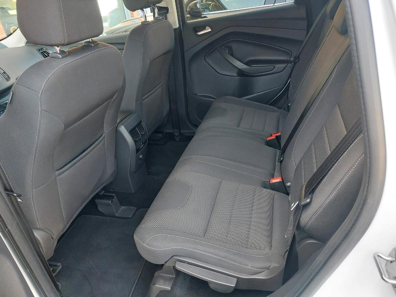 Ford Kuga 2.0 TDCI 120 CV S&S 2WD Titanium STUPENDA