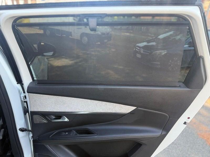Peugeot 5008 BlueHDi 130 EAT8 S&S GT Pack IVA ESPOSTA