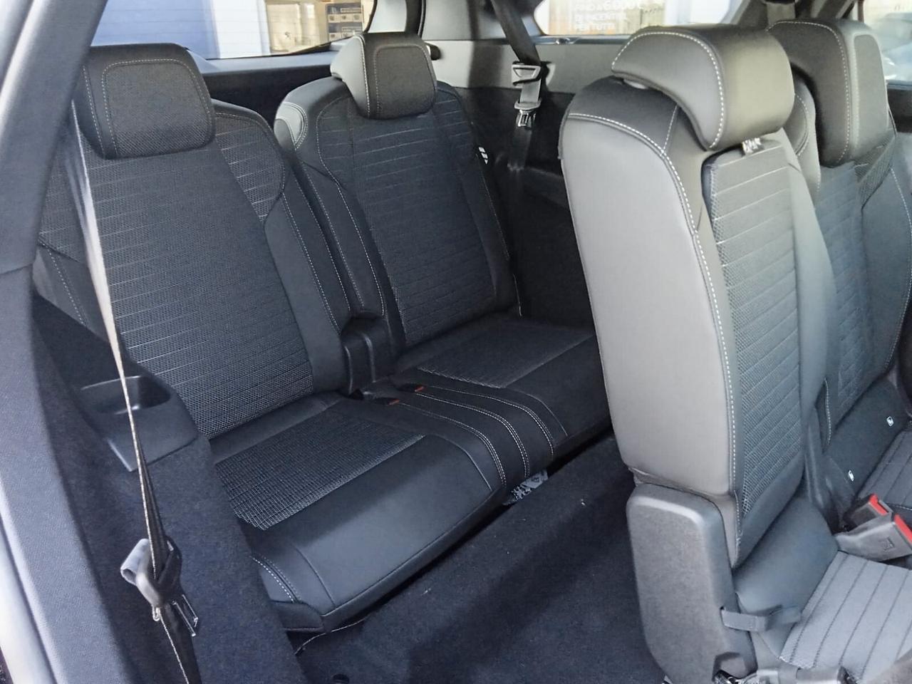 Peugeot 5008 Hybrid 145 e-DCS6 GT 7 Posti