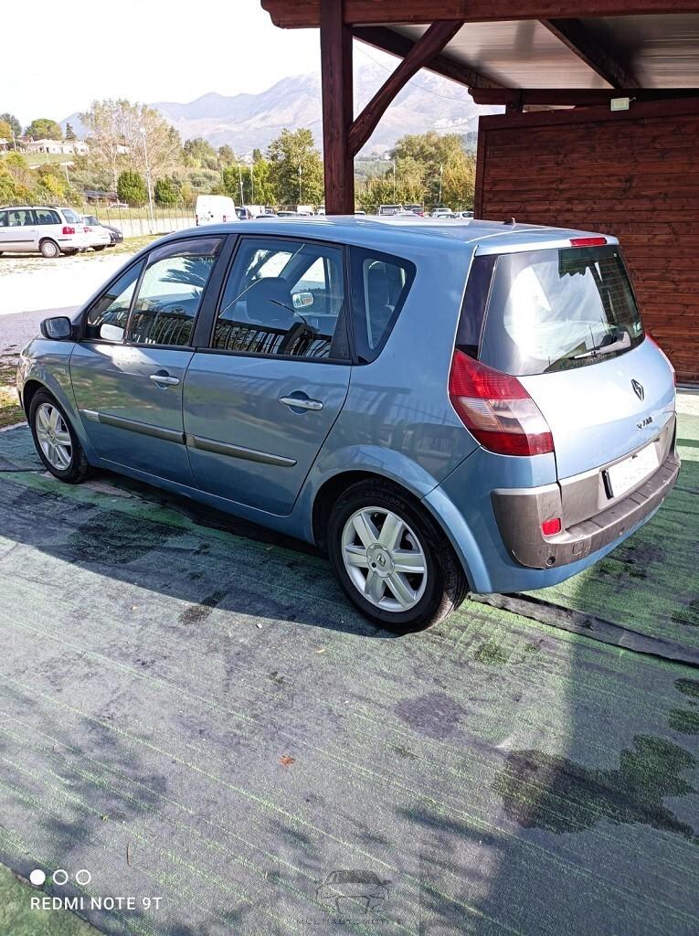 RENAULT SCENIC