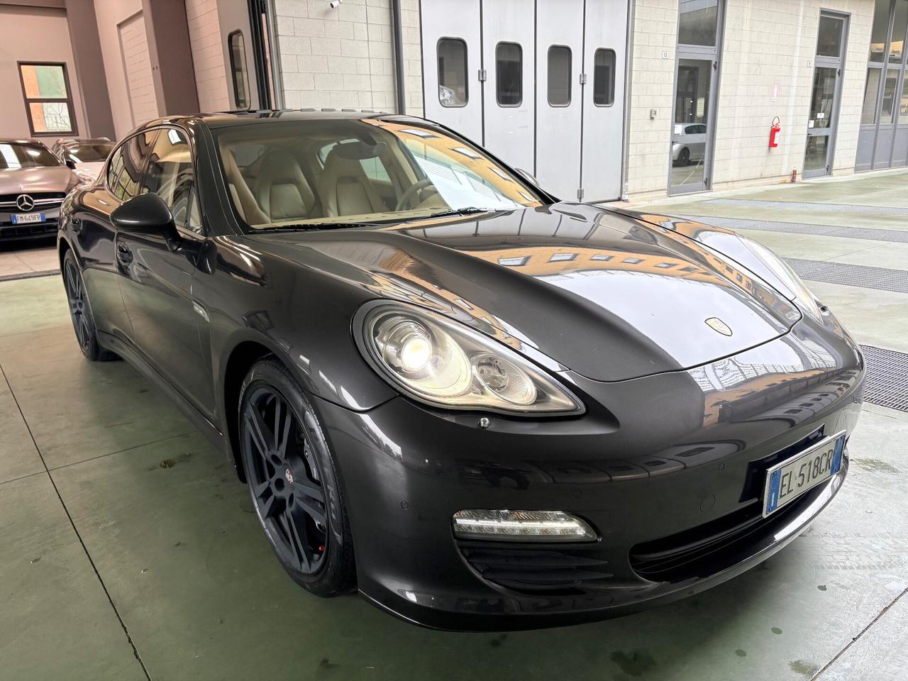 Porsche Panamera 3.6 4 Motore Sostituito in a 148.000 km