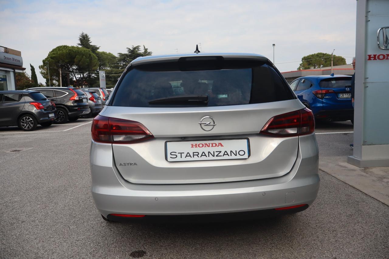 Opel Astra 1.2 Turbo 130 CV S&S Sports Tourer Business Elegance
