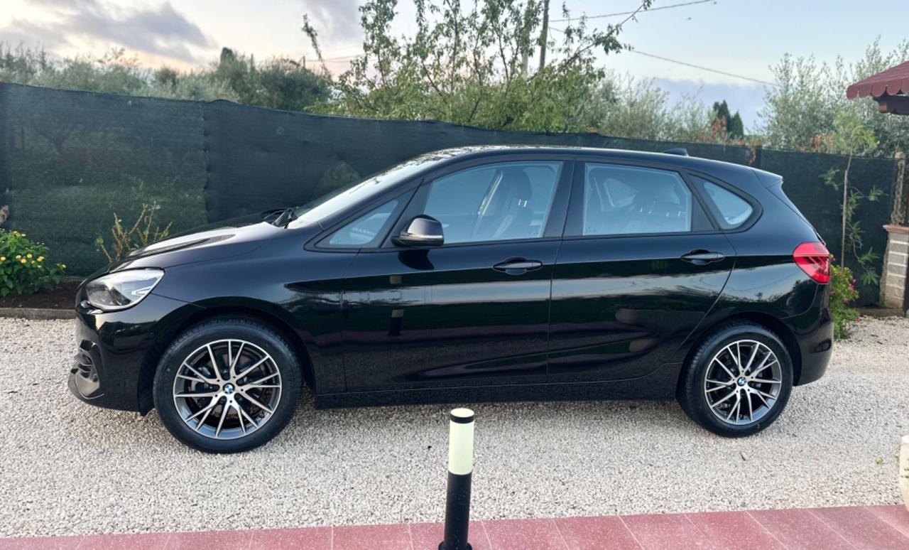 Bmw 2er Active Tourer 218i Active Tourer Luxury