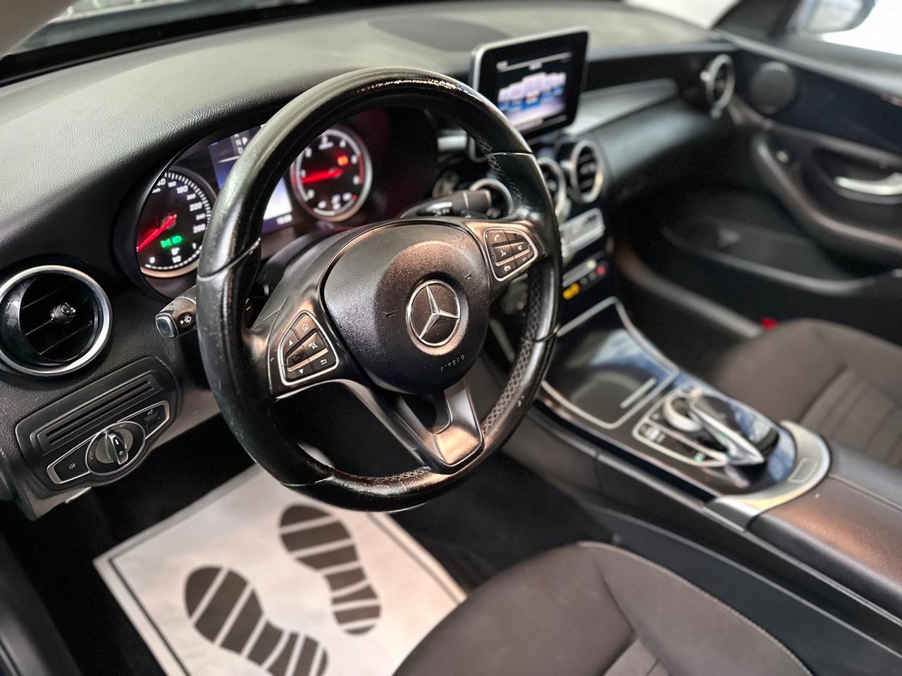 Mercedes-benz C 220/automatic/2018premium sport