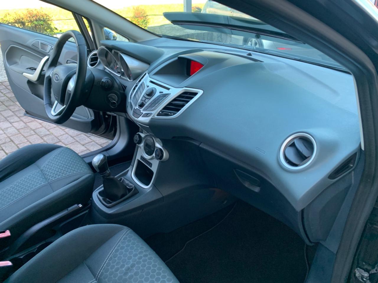 Ford Fiesta 1.2 82 CV 5 porte Titanium