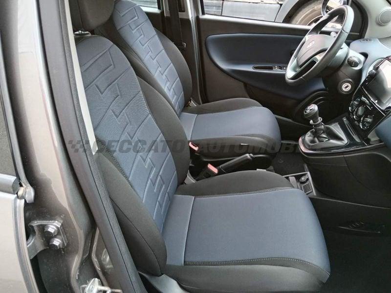 Lancia Ypsilon Ypsilon 1.0 firefly hybrid Platino s&s 70cv