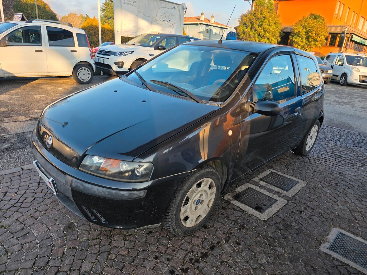 Fiat Punto 1.2i cat 3 porte Verve con 175.000km Neopatentati ok