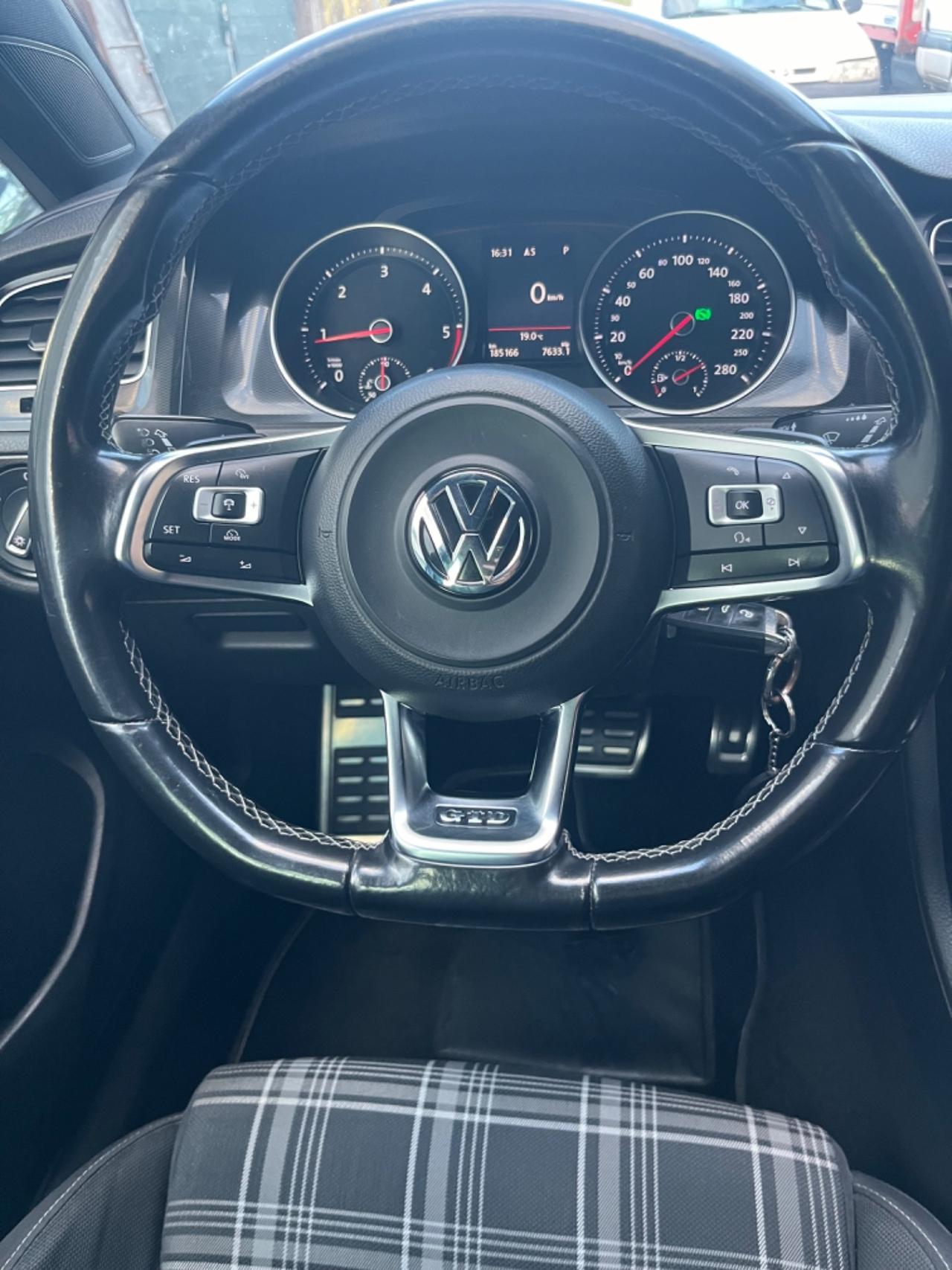 Volkswagen Golf GTD 2.0 TDI DSG 5p. BlueMotion Technology