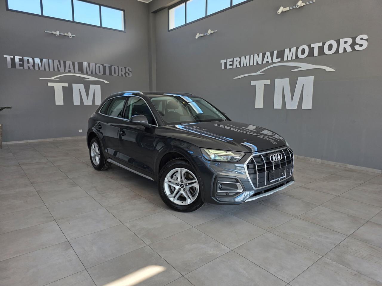 Audi Q5 - 40 TDI 204 CV quattro S tronic Business Advanced