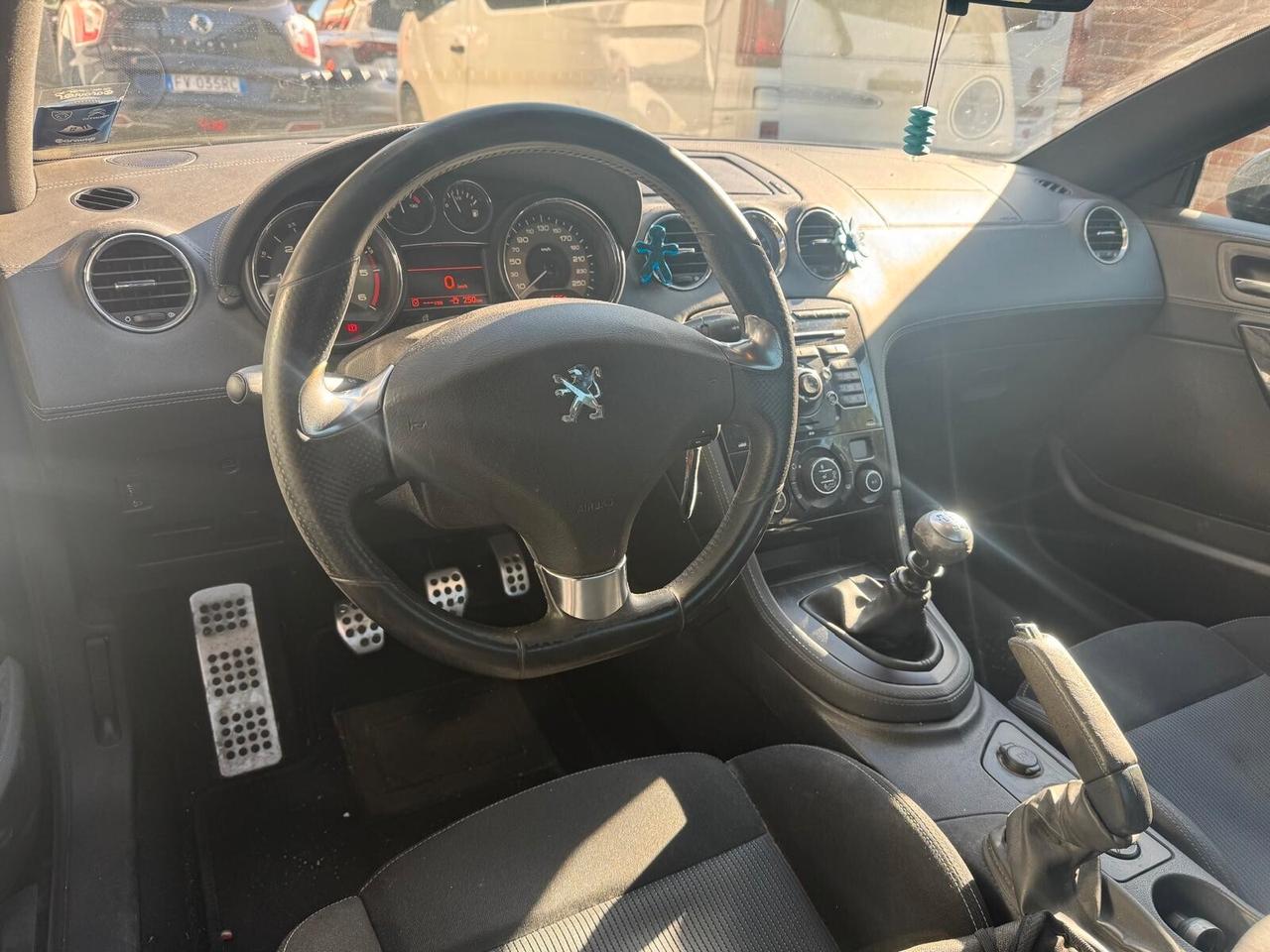 Peugeot RCZ 2.0 HDi 163CV
