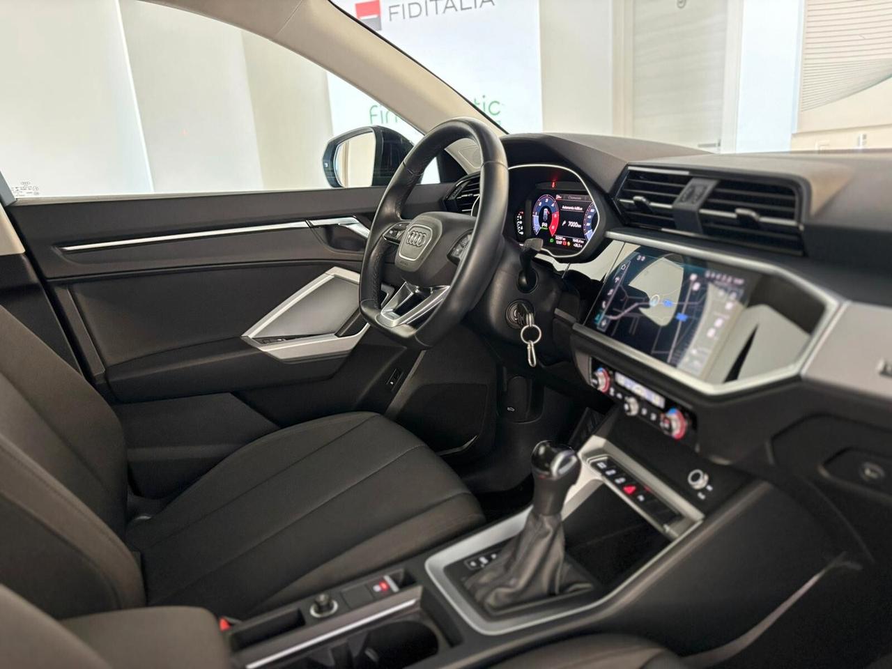 Audi Q3 SPB 35 TDI S tronic TOTAL BLACK LED