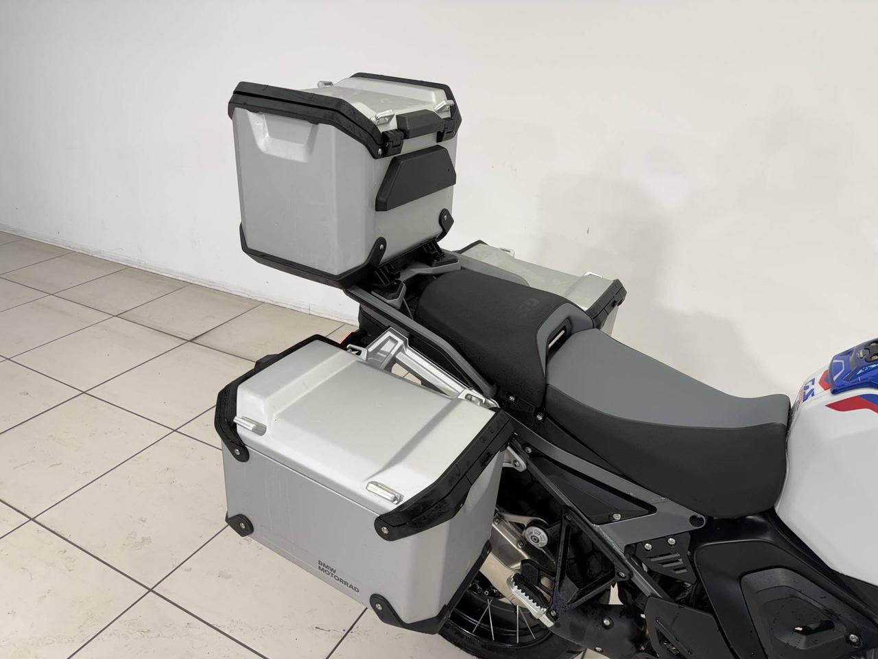 BMW R 1300 GS Adventure Trophy