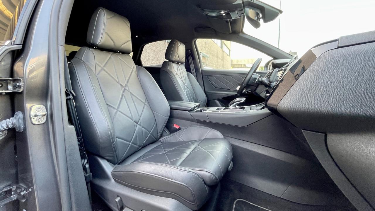 DS7 CROSSBACK GRAND CHIC VAN 1.5 BLUEHDI 131 CV - PELLE, N1, NEOPATENTATI