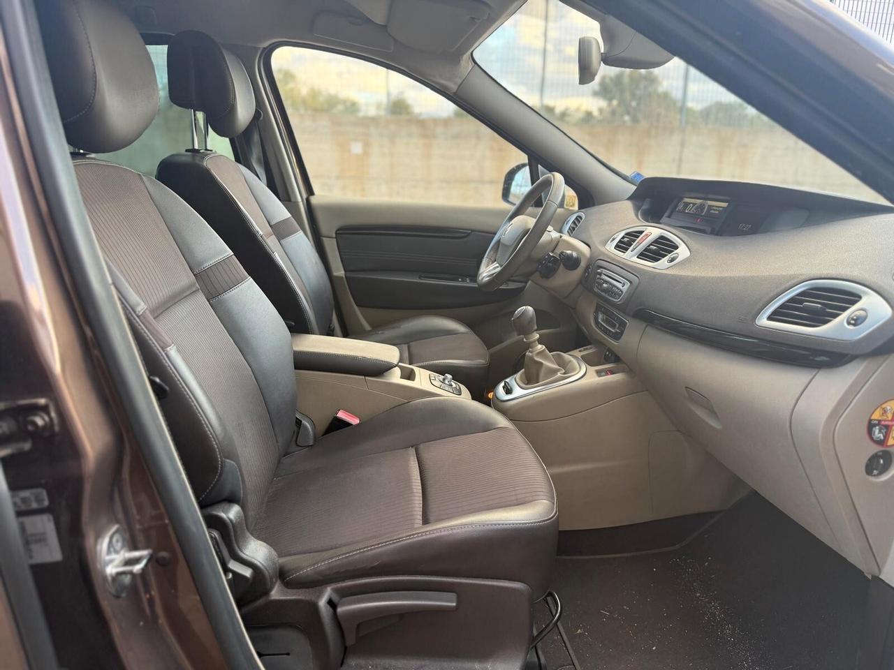 Renault Scenic luxe