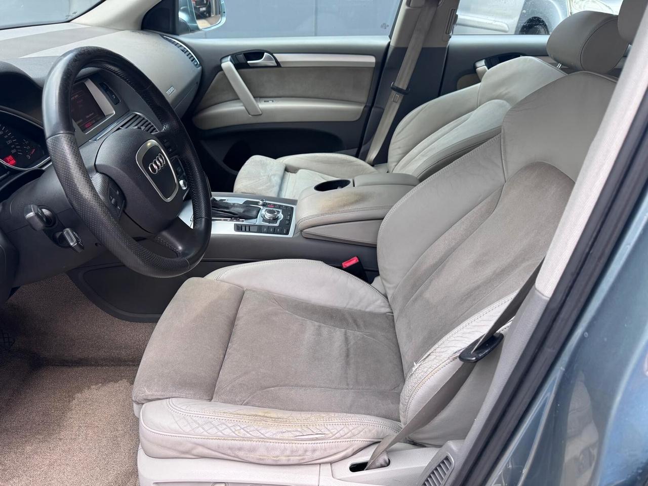 Audi Q7 3.0 V6 TDI 233CV quattro tiptronic