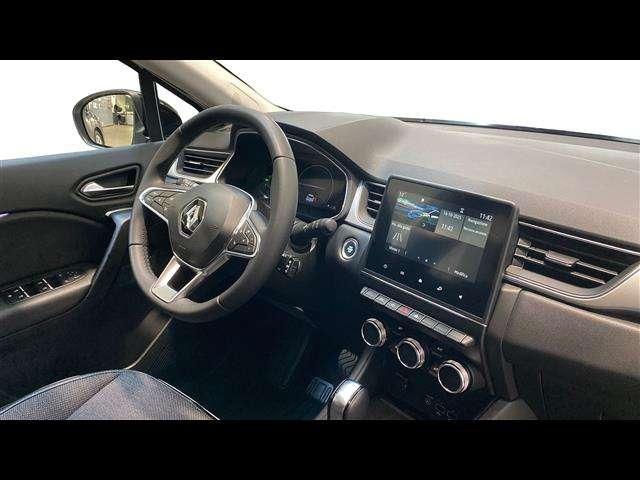 Renault Captur 1.6 E-TECH Hybrid Intens Auto 145cv