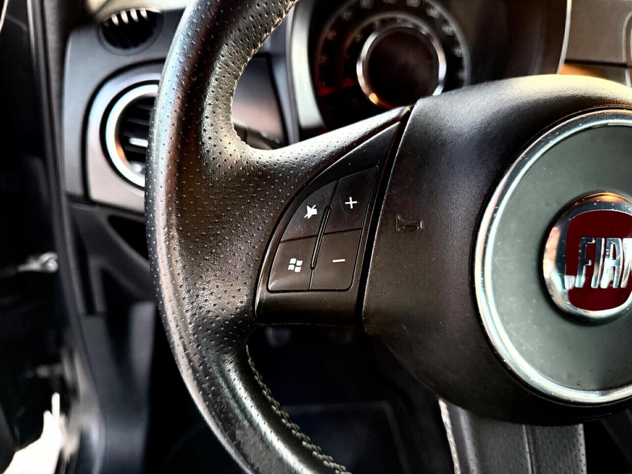 Fiat 500 TwinAir Turbo BLACK MATT ANCHE NEOPATENTATI