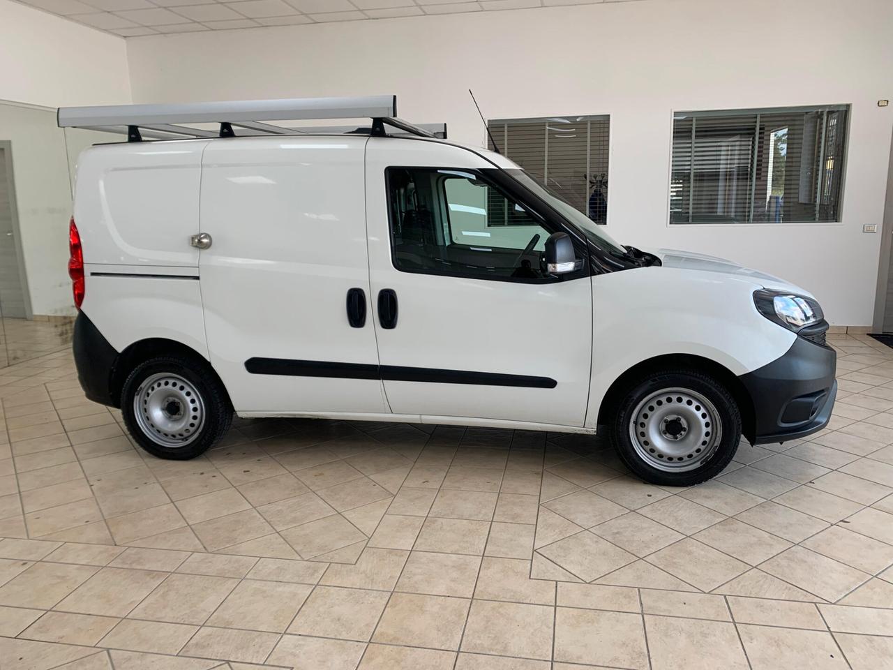 Fiat Doblò 1.4 T-Jet Natural Power *ATTREZZATO+220V*