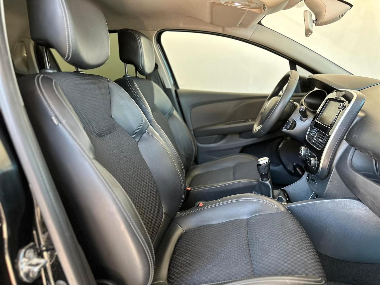 Renault Clio dCi 8V 90 CV 5 porte Moschino Intens Full 2019