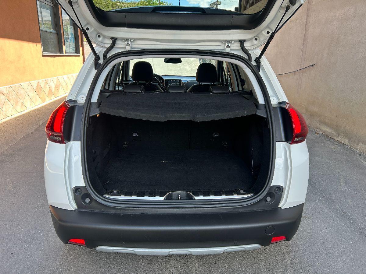 PEUGEOT - 2008 - 1.6 BlueHDi 100 CV Allure
