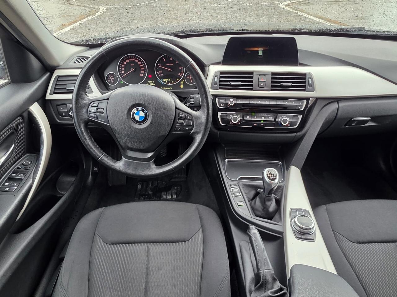 Bmw 318 318d Touring Business Advantage aut.