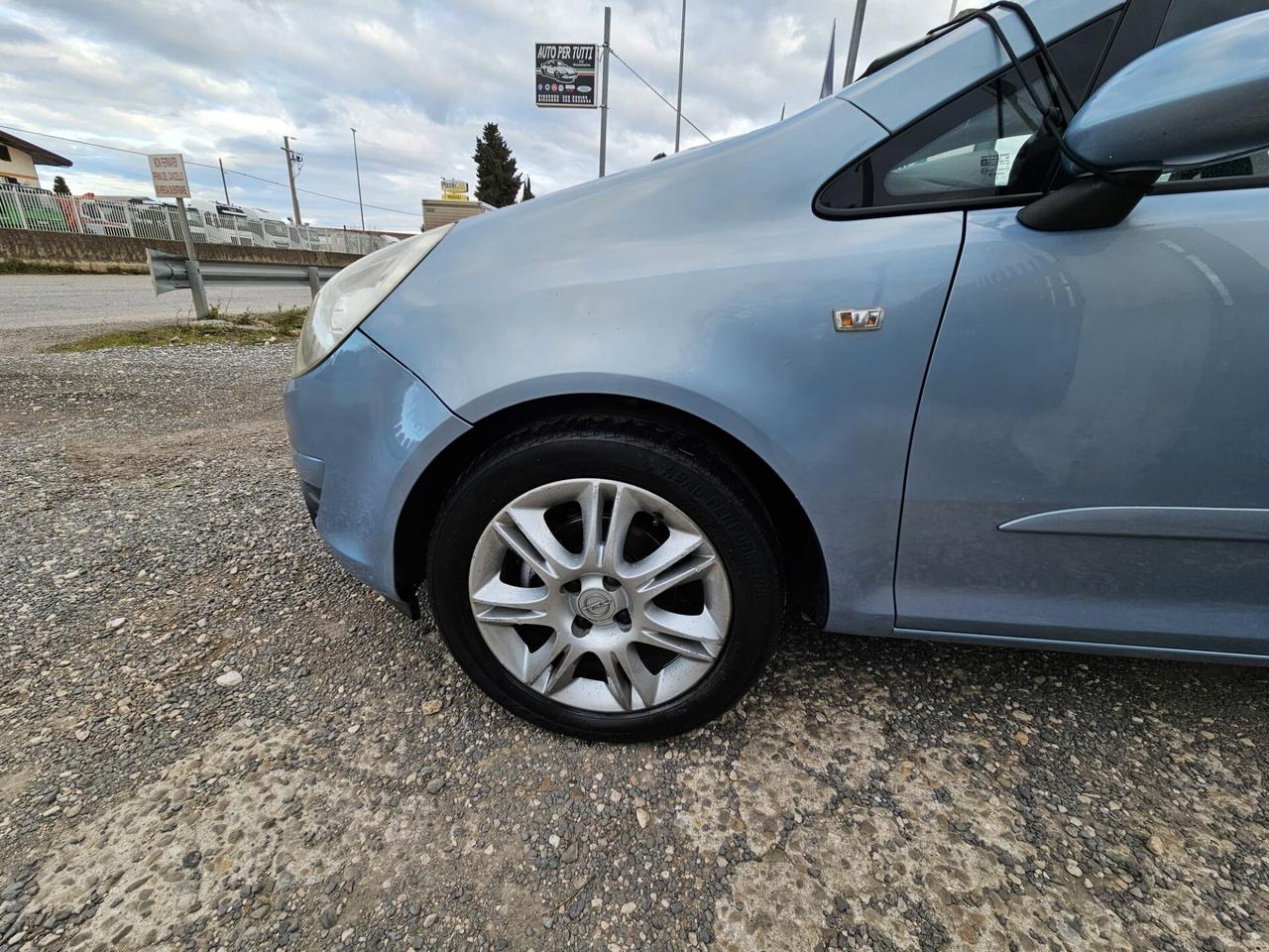 Opel Corsa 1.3 16V CDTI 5 porte Neopatentati