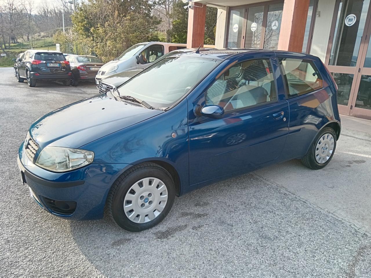 Fiat Punto 1.3 MJT 70CV 3 PORTE NEOPATENTATI