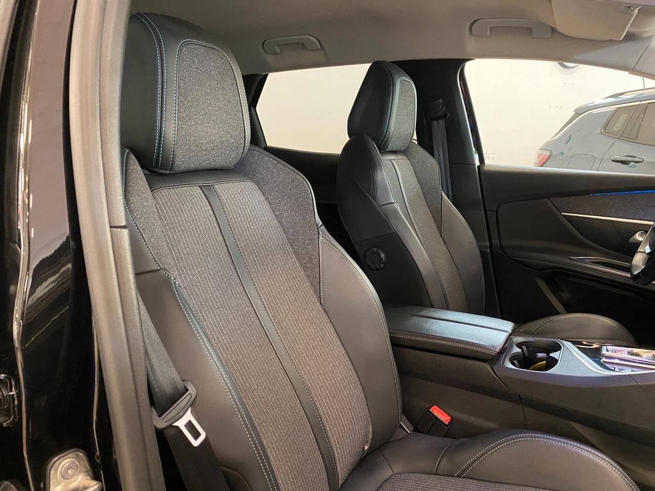 Peugeot 3008 BlueHDi 130 S&S EAT8 Allure Pack