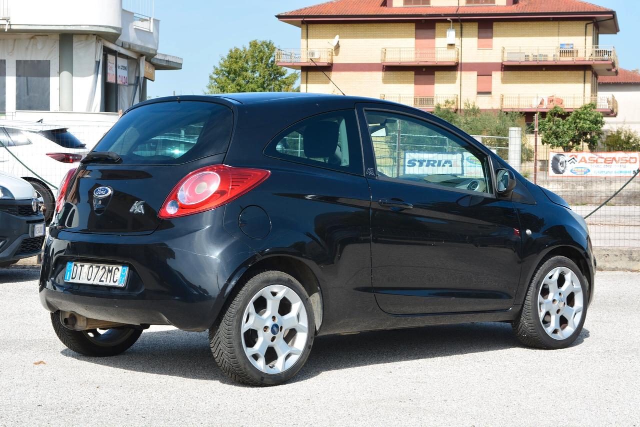 Ford Ka 1.2 8V 69CV Titanium