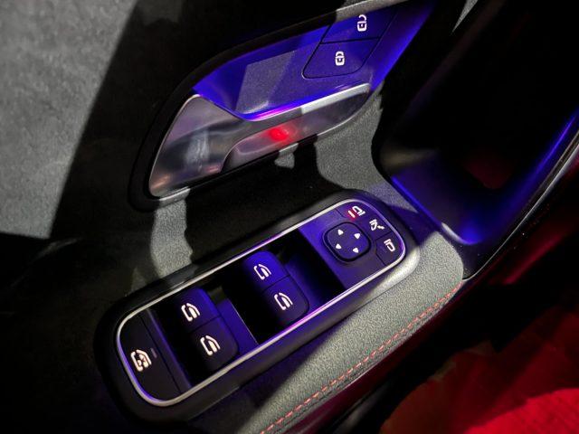 MERCEDES-BENZ A 180 Auto Premium Plus AMG /Nav/"19 AMG/PARK+TELEC.360°