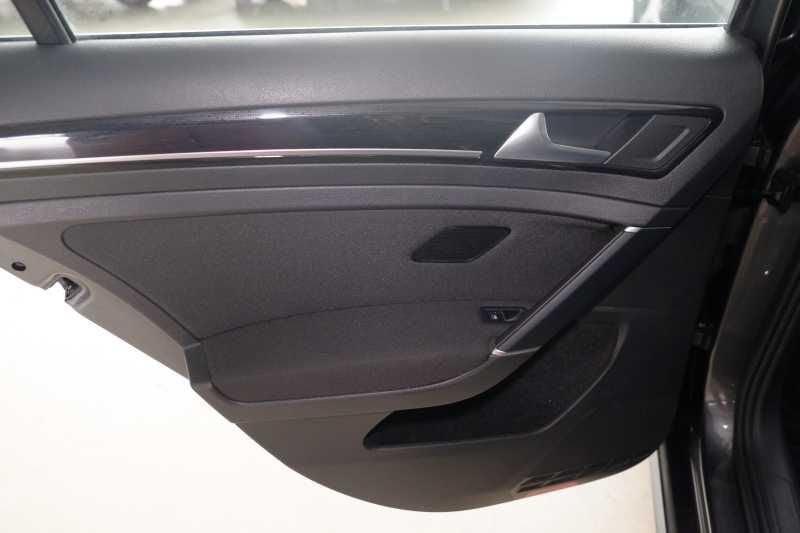 Volkswagen Golf BV5 - 7 VARIANT VARIANT 2.0 TDI EXECUT DSG 150CV