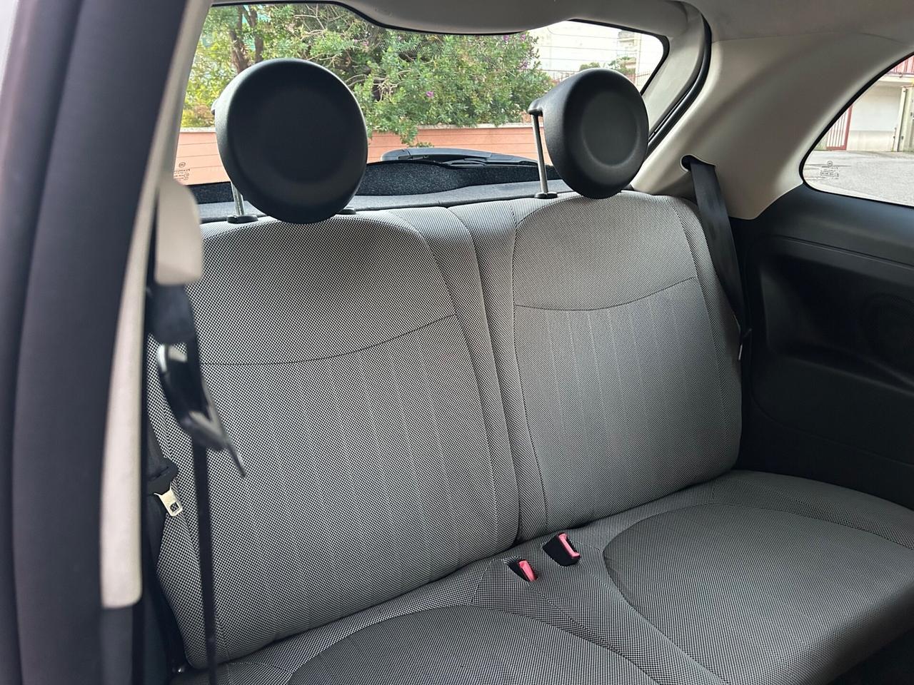 Fiat 500 1.2 Lounge ideale per neopatentati