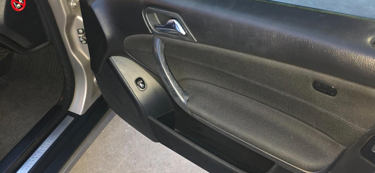 Mercedes-benz C 220 CDI cat Elegance.automatica