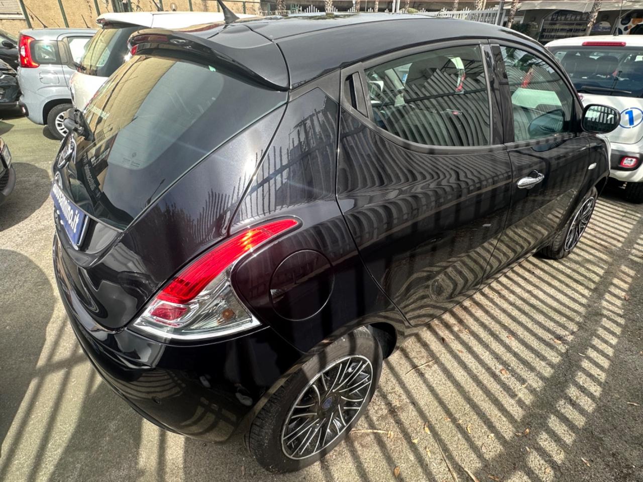 Lancia Ypsilon 1.2 69 CV 5 porte S&S Gold 2019